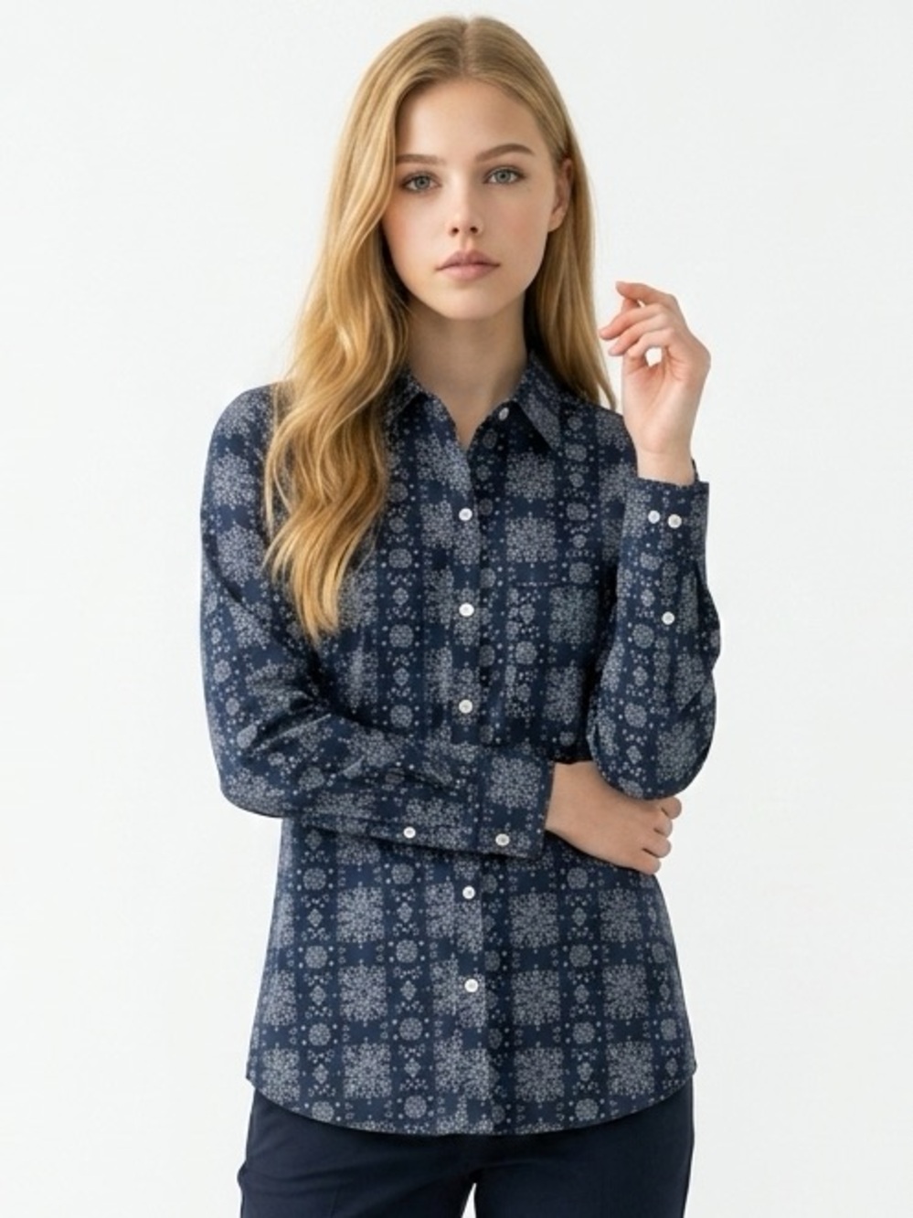 Lysse Women's Navy and White Snow Flaked Patterned Blouse - Size Large